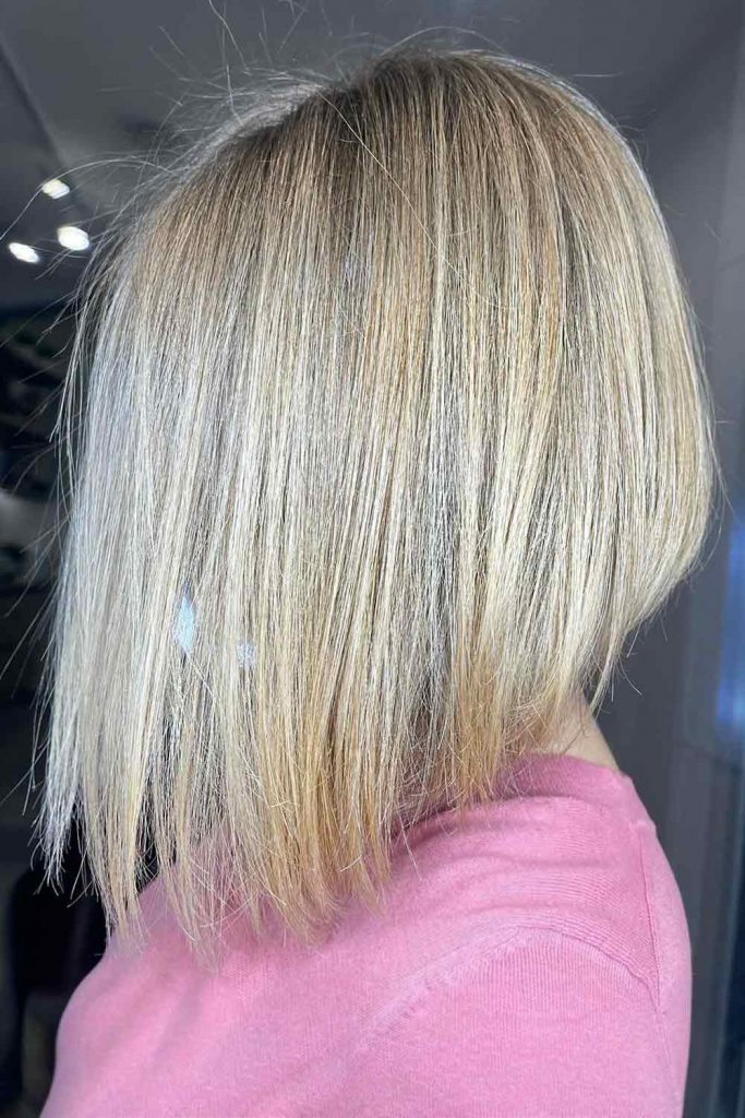 Blonde Rounded Bob With V-Cut Layers #invertedbob #bobhairstyle #bob