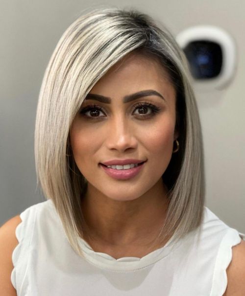 Classic Side Part Lob in Platinum Shade