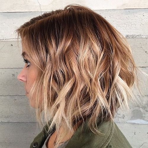 disconnected wavy ombre bob