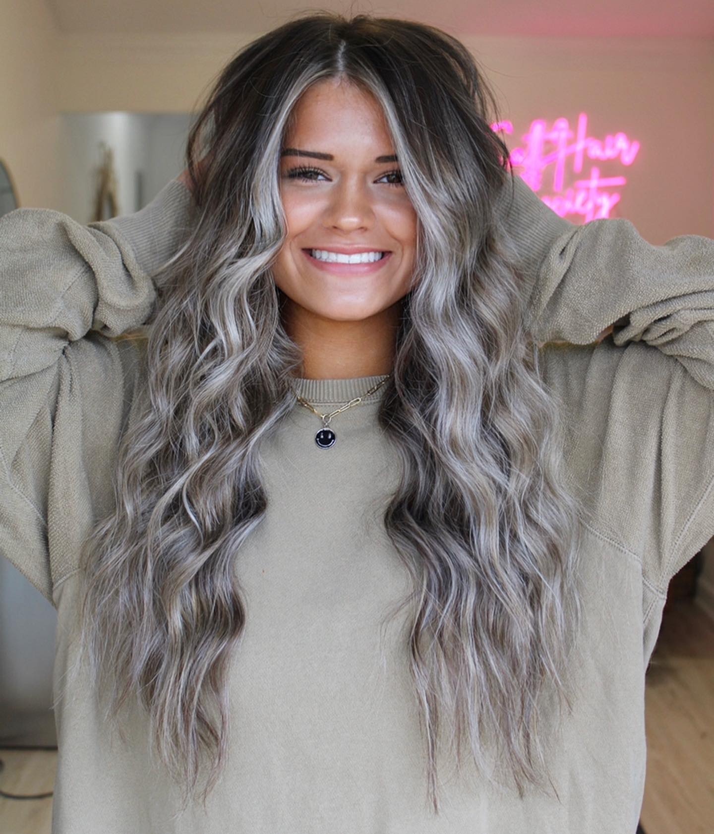 Gray Highlights for Long Dark Waves