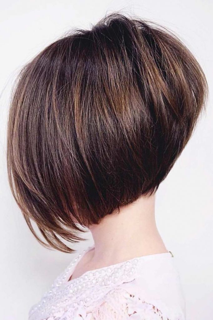 Layered Inverted Bob for Fine Hair #layeredbob #bobhaircut #layeredhair