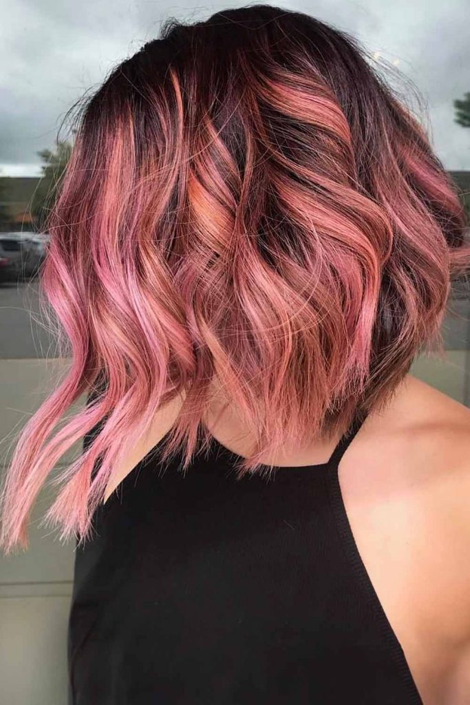 Rose Gold Messy Hair #layeredbob #bobhaircut #layeredhair