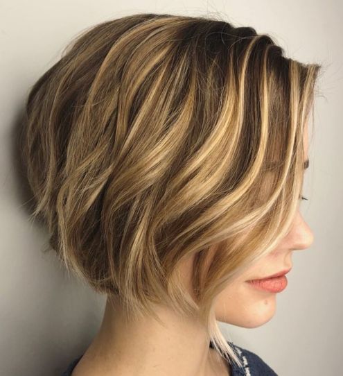 Short Side-Parted Wavy Bob