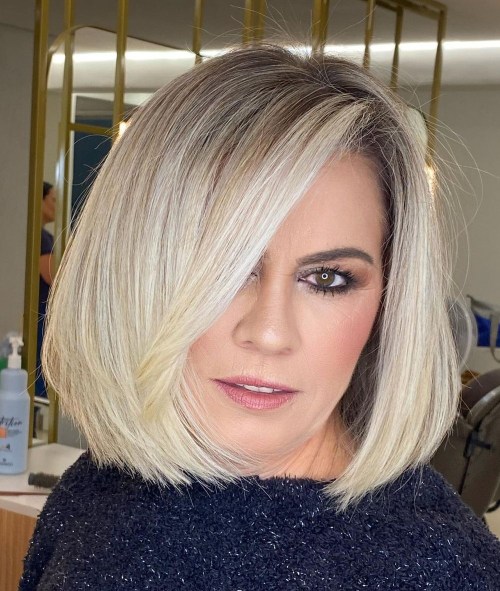 Side Part Blonde Bob for Mature Women