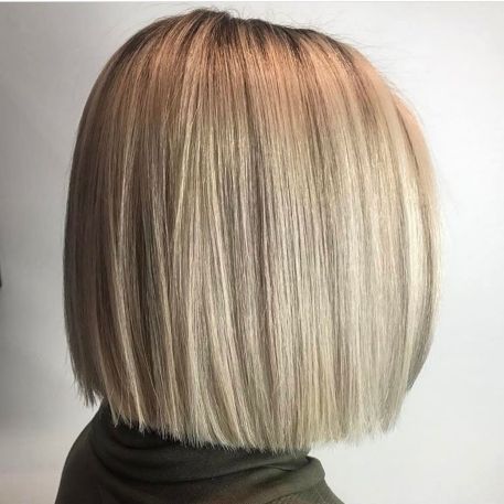 Simple Blunt Blonde Bob