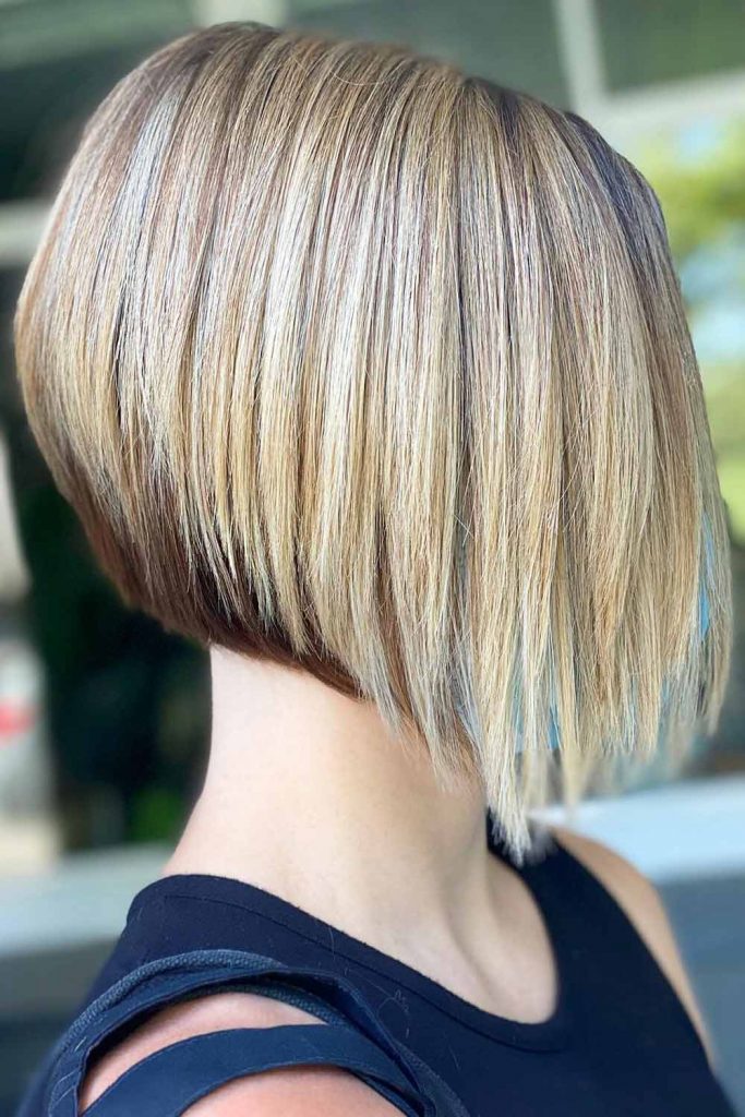 Straight Blonde Bob with Razored Tips #layeredbob #bobhaircut #layeredhair