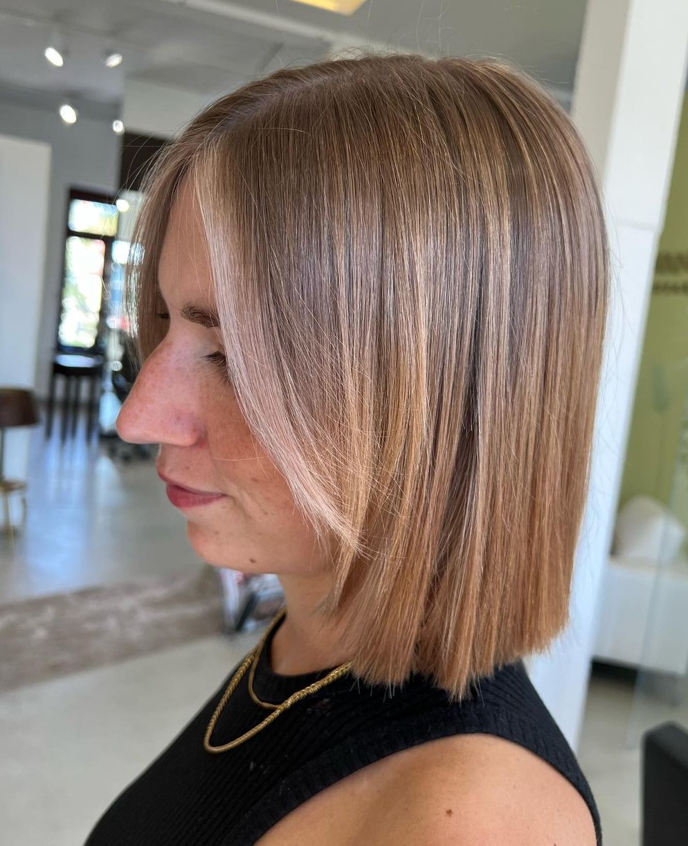 Straight Lob with Dark Blonde Babylights for Thin Hair