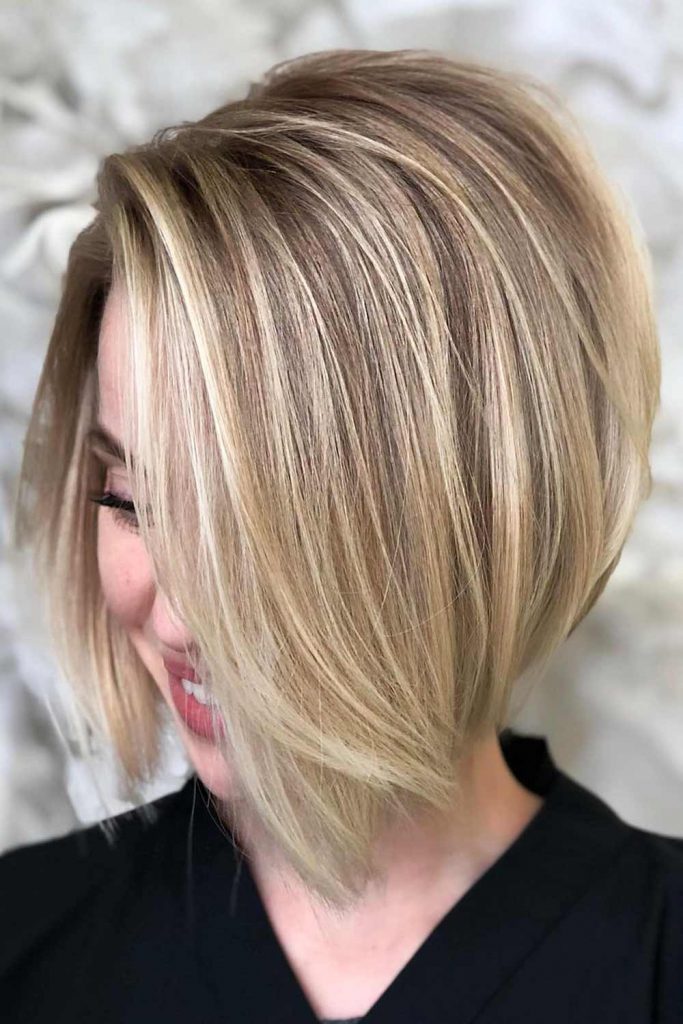 Voluminous Side-Swept Bob #invertedbob #bobhairstyle #bob