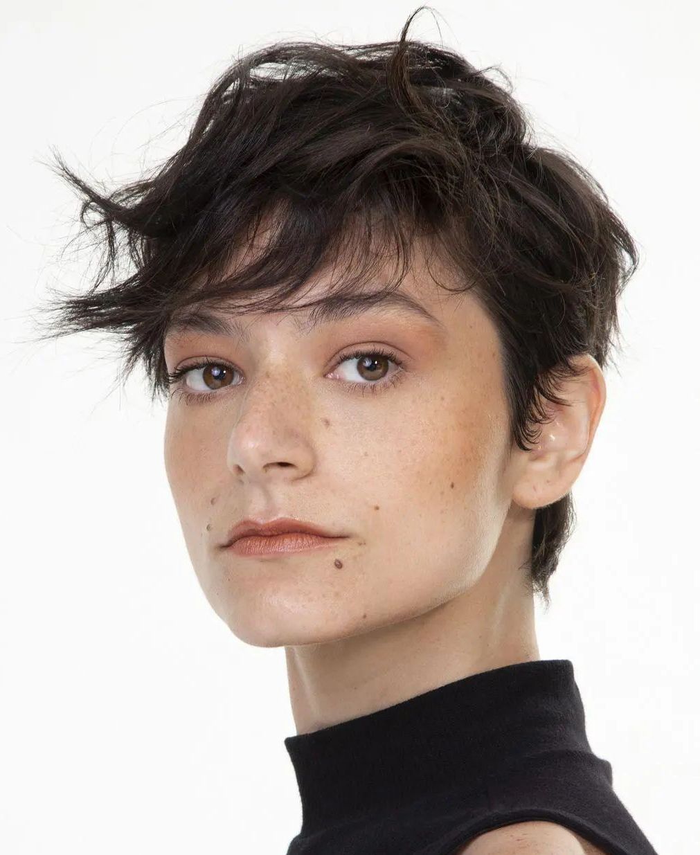 Messy Pixie with Wavy Hair Texture