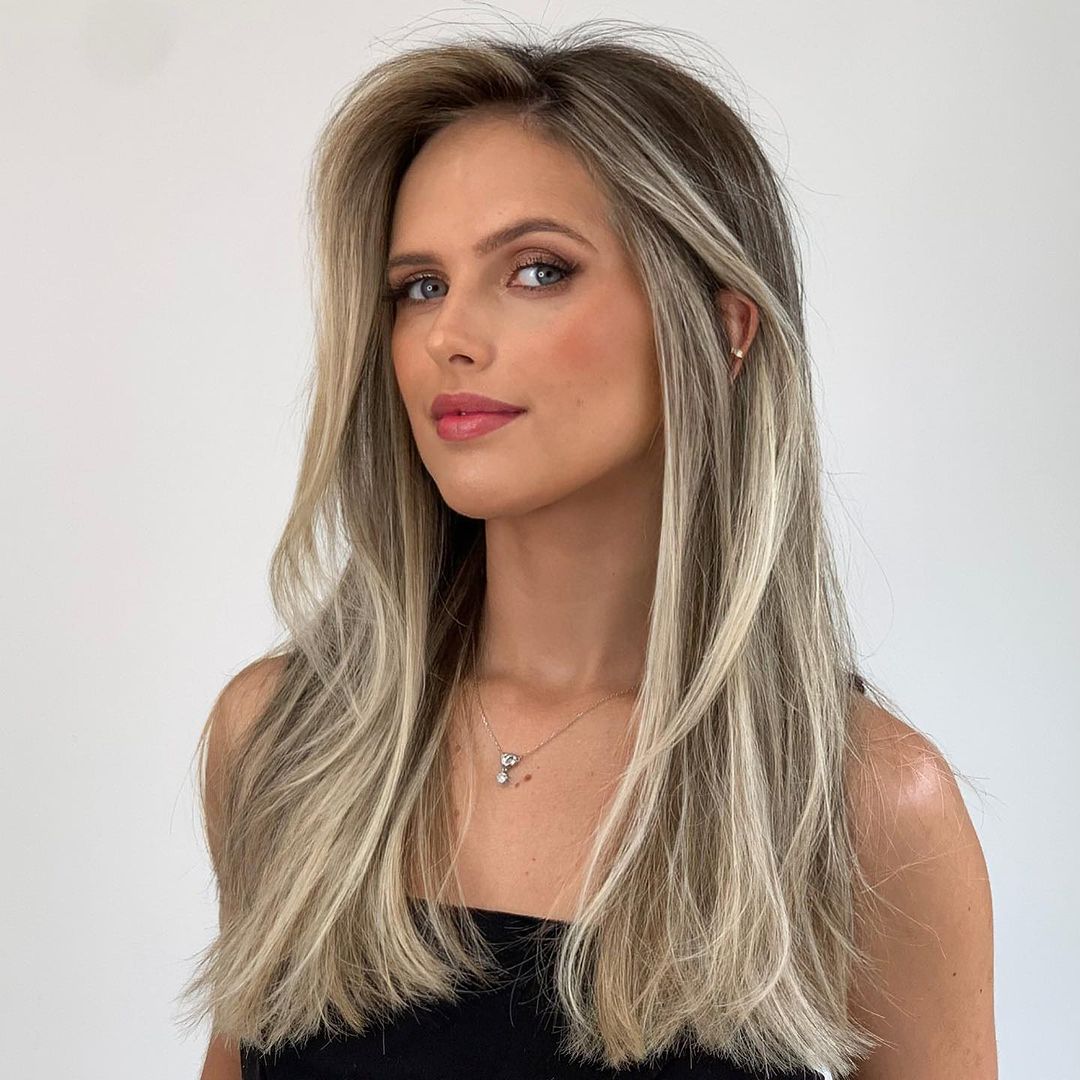 Beige Highlighted Long Tresses