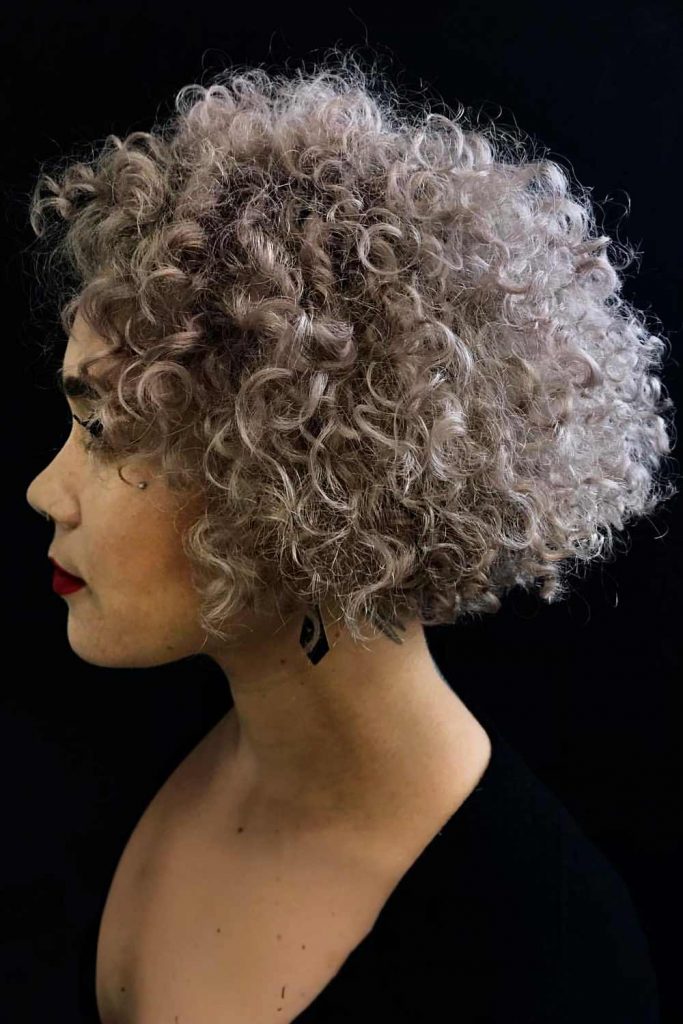 Curly Grey Bob #shortgreyhair #shorthairstyles #greyhairstyles