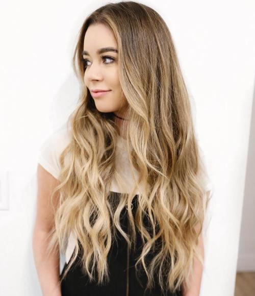 Long Wavy Bronde Balayage Hair