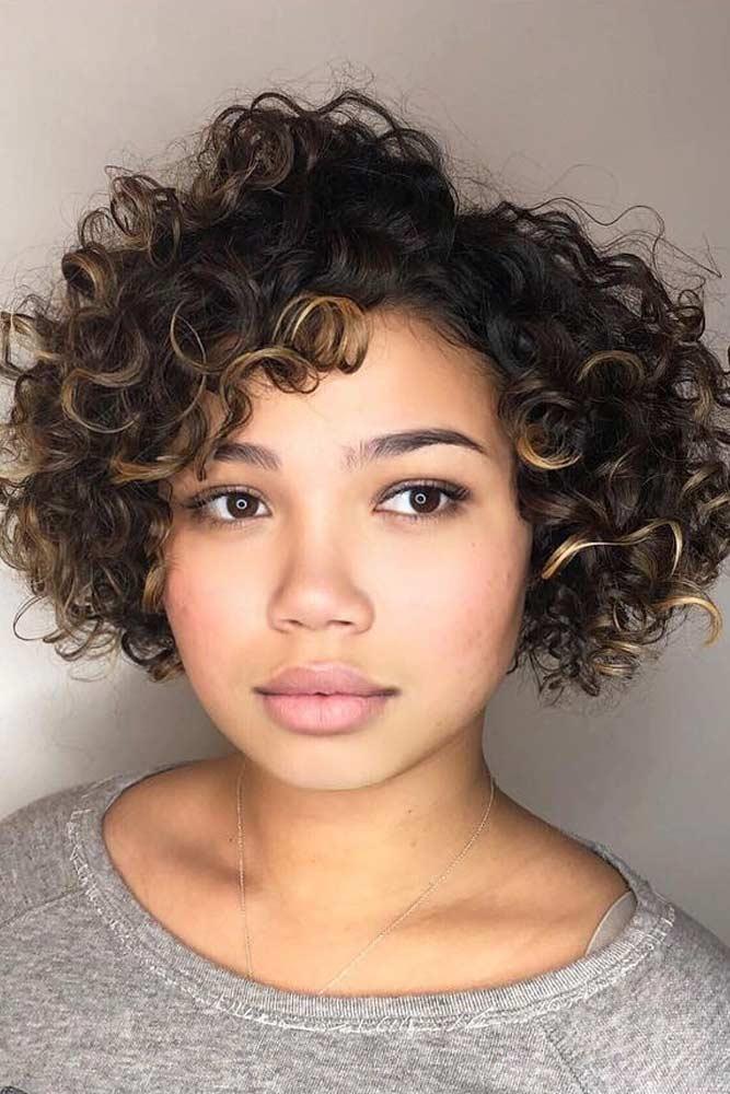 Short Curly Hairstyles For Round Faces #shortcurlyhairstyles #curlyhairstyles #bobhaircut #hairstyles