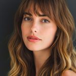 highlighted-waves-with-bangs-medium-length-hairsty