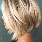 invert-layered-blonde-lob-medium-length-haircut-