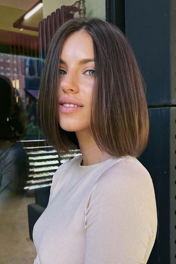 Middle Part One-Length Lob Haircut, long bob haircut