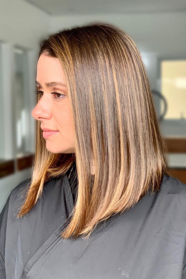 Shoulder-Length Bob with Caramel Highlights