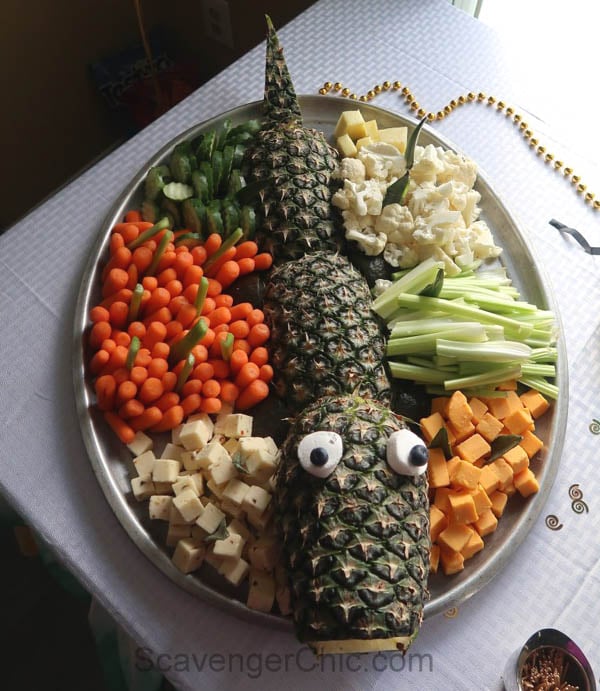 Alligator Veggie Platter