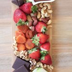 20-mouth-watering-dessert-charcuterie-board-ideas