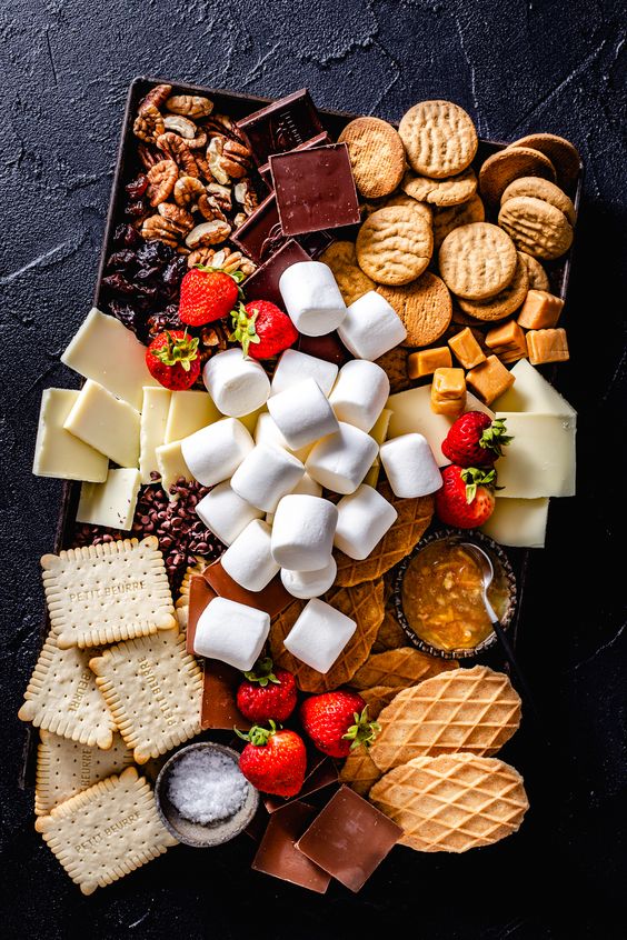 20 Mouth-Watering Dessert Charcuterie Board Ideas