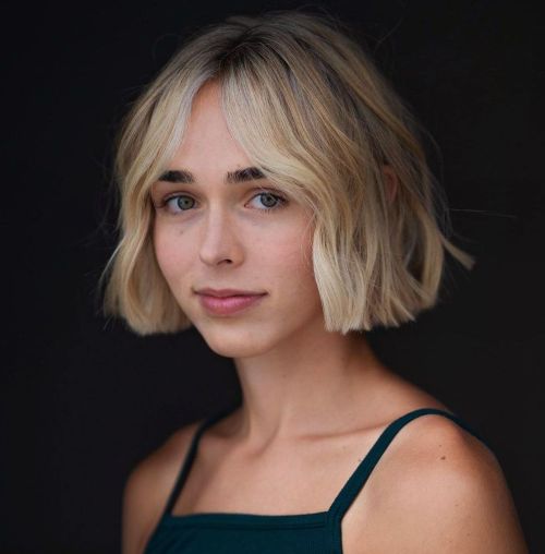 Dirty Blonde Bob with Light Blonde Face Framing