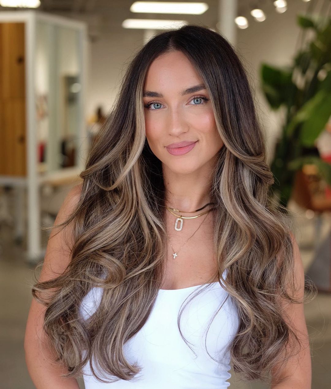 Long Wavy Brown Hair with Chestnut Ombre