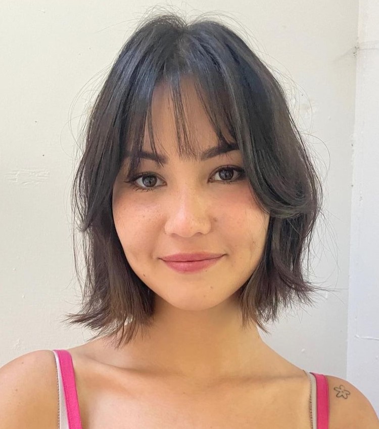 Bob Haircut for Fine Hair Oval Face