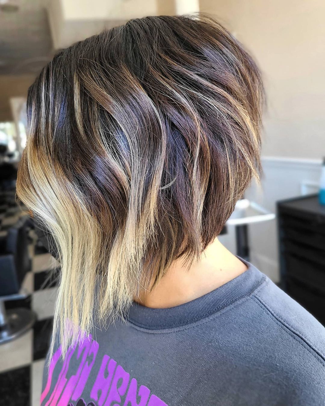 Inverted Messy Bob with Money Piece