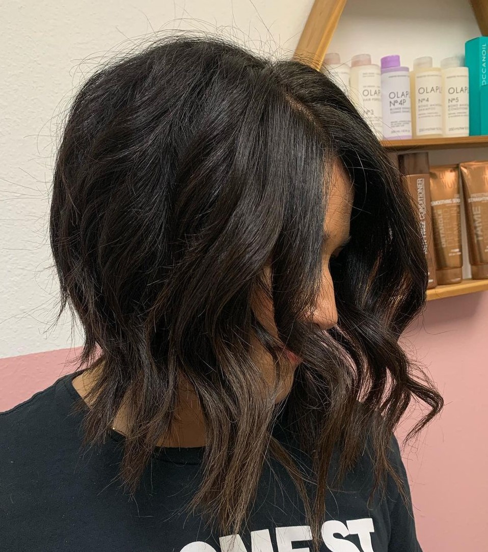 Inverted Messy Wavy Bob