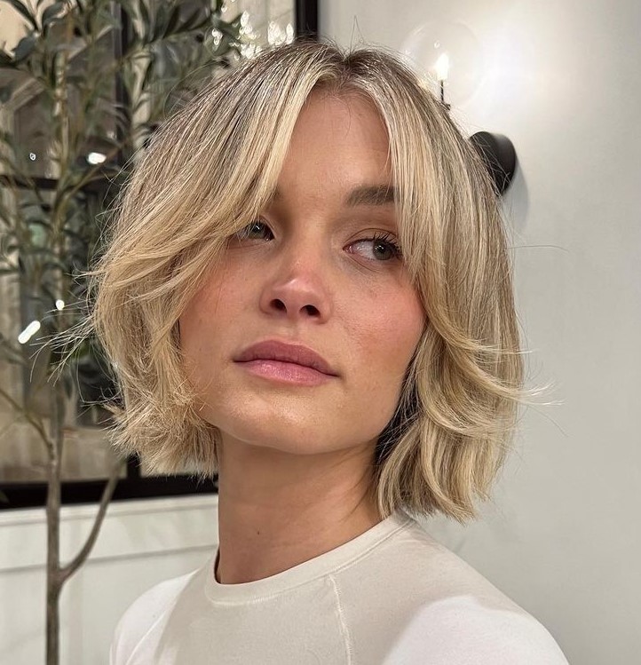 Short Bob Haircut for Square Face